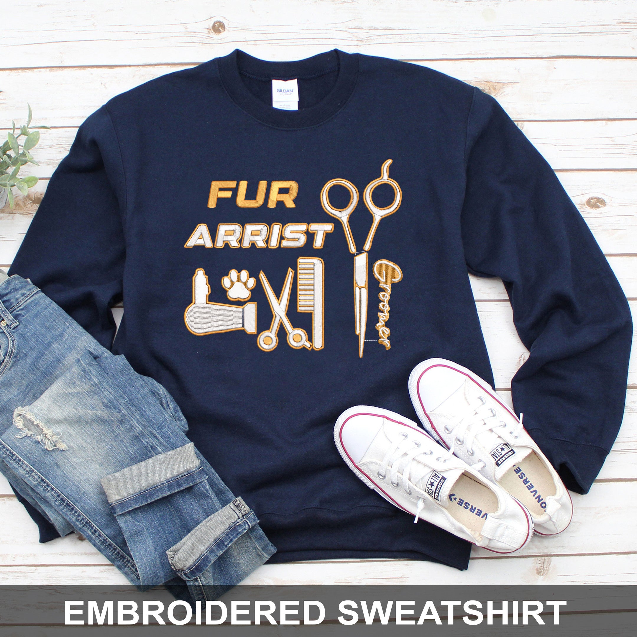 Embroidered Sweatshirt Fur Artist Groomer